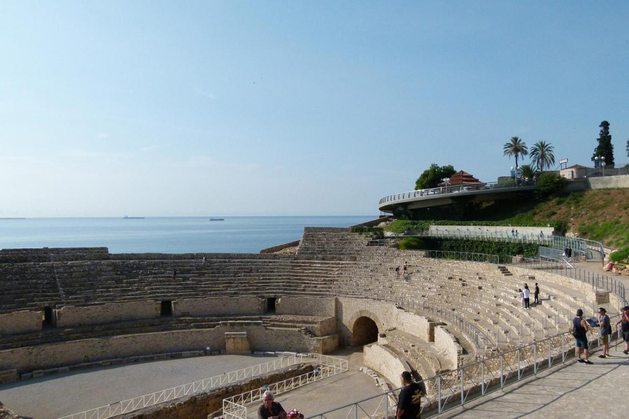 H El Patio De La Luna Tarragona Exterior photo